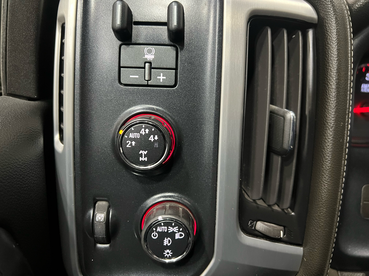 GMC Sierra 1500 SLT Ext. Cab 4WD 2014