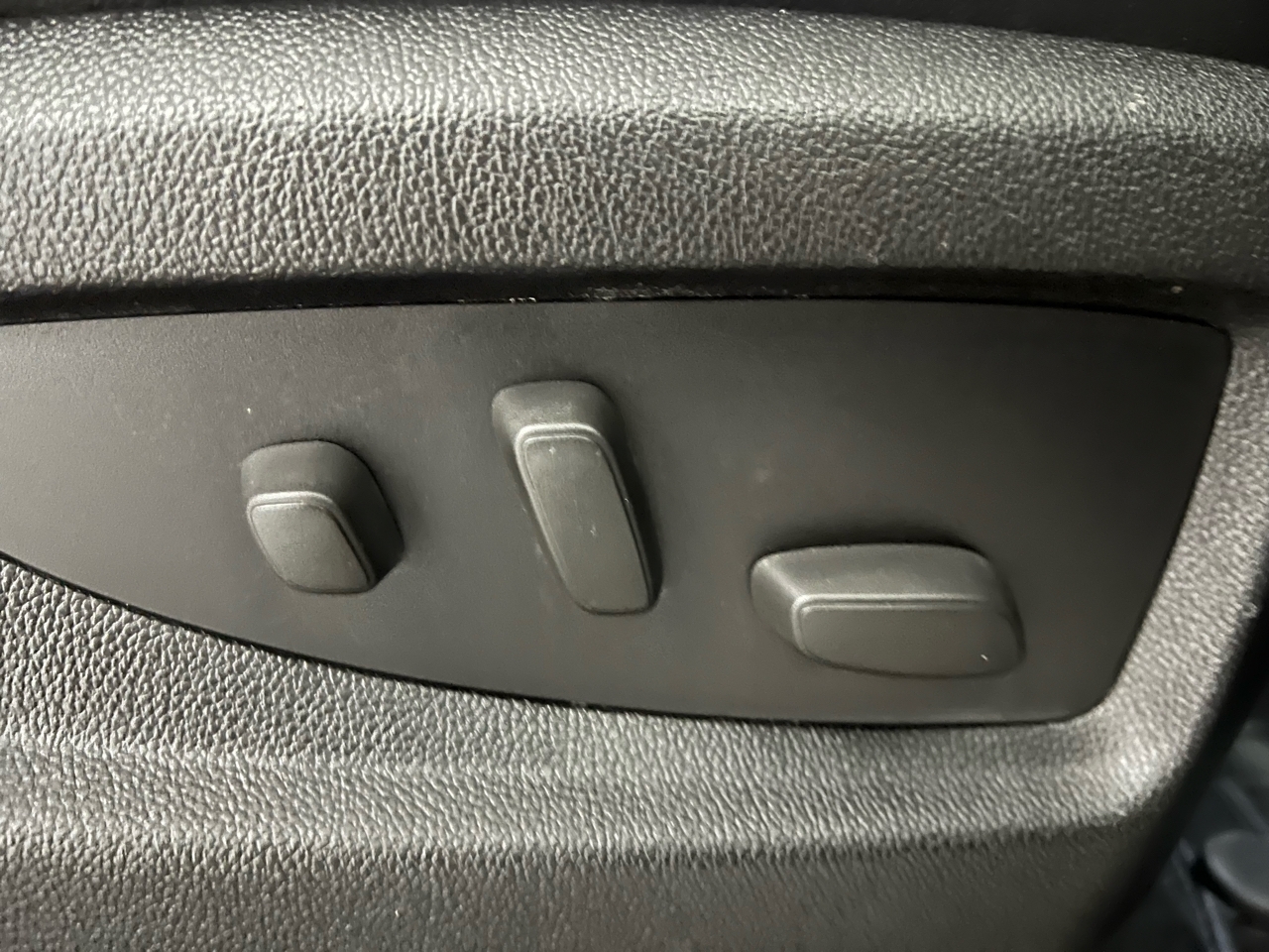 GMC Sierra 1500 SLT Crew Cab 4WD 2014