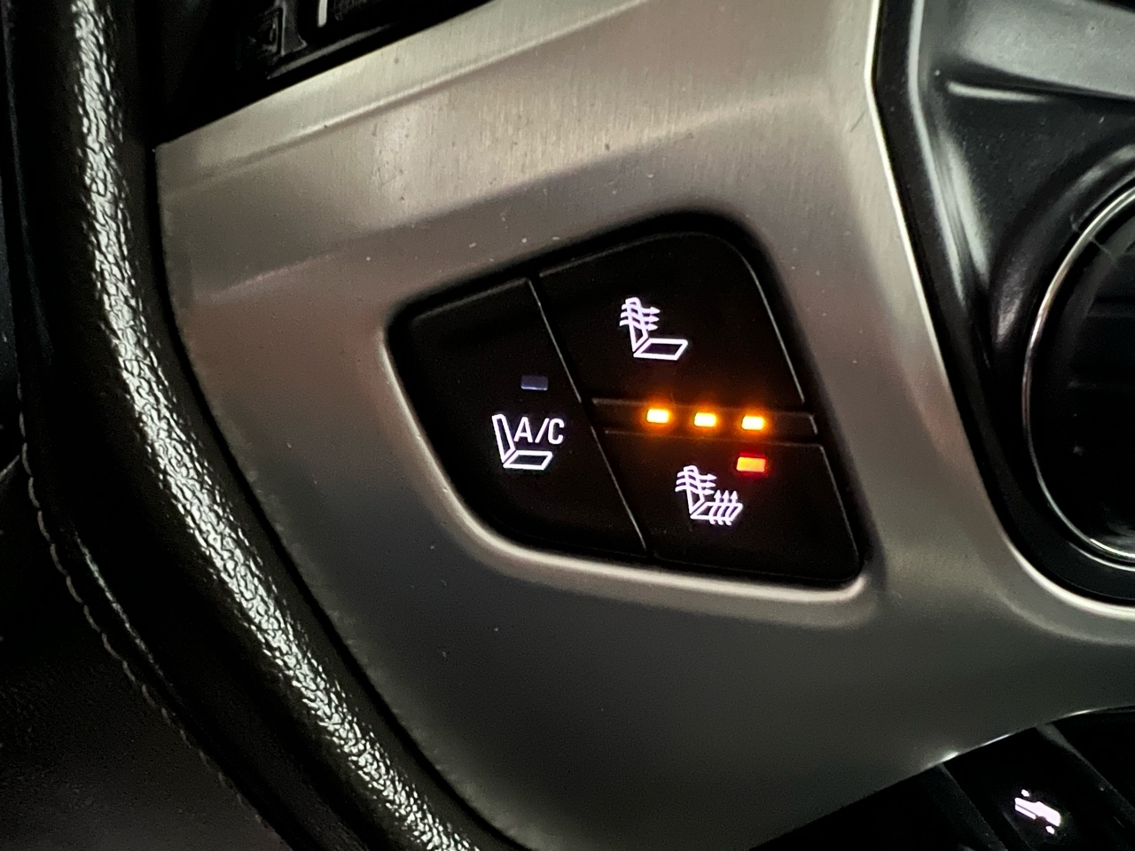 GMC Sierra 1500 SLT Crew Cab 4WD 2014