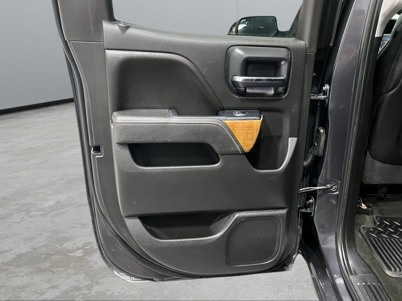 GMC Sierra 1500 SLT Crew Cab 4WD 2014