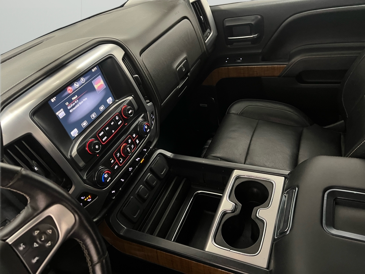 GMC Sierra 1500 SLT Crew Cab 4WD 2014