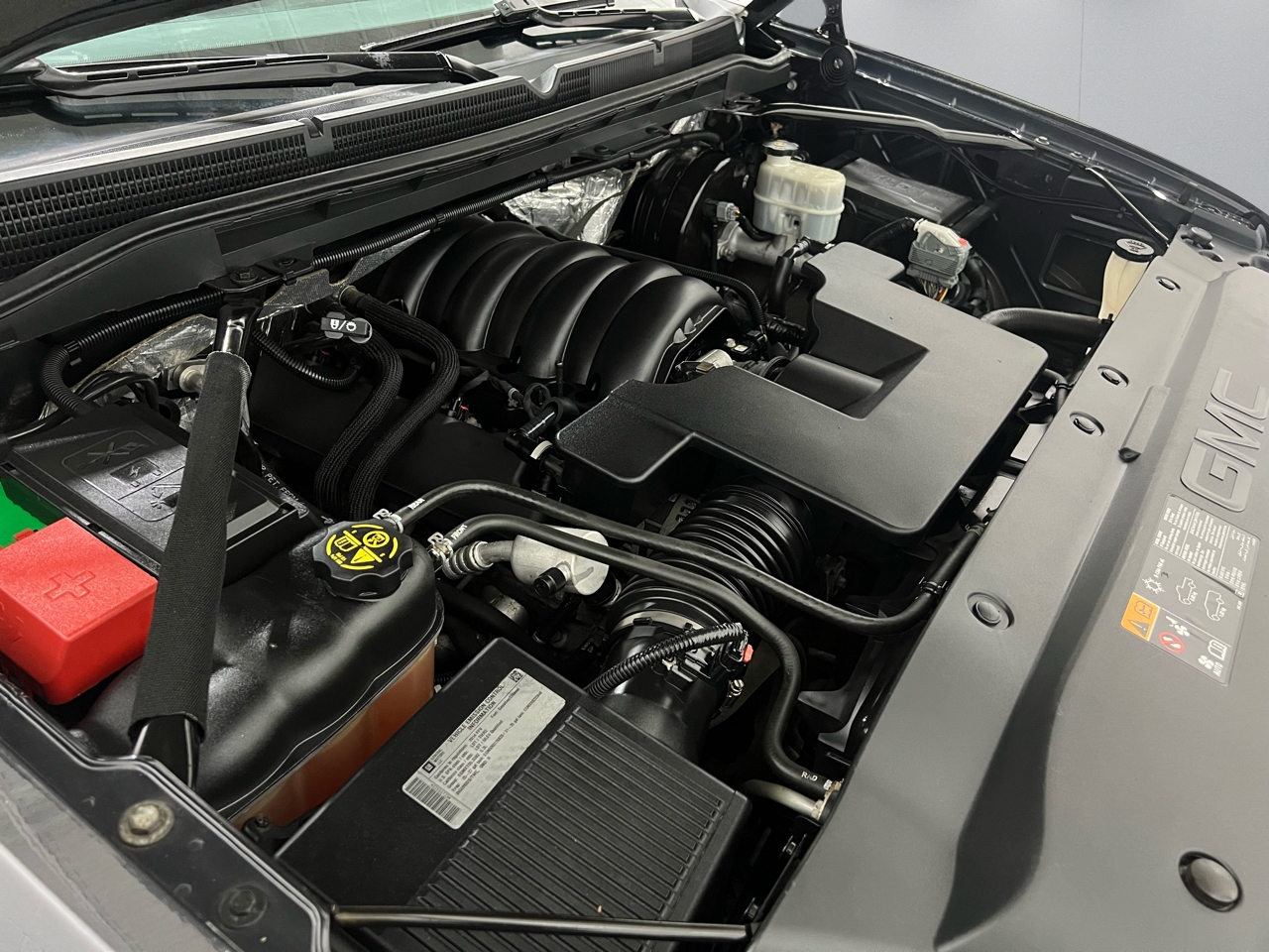 GMC Sierra 1500 SLT Crew Cab 4WD 2014