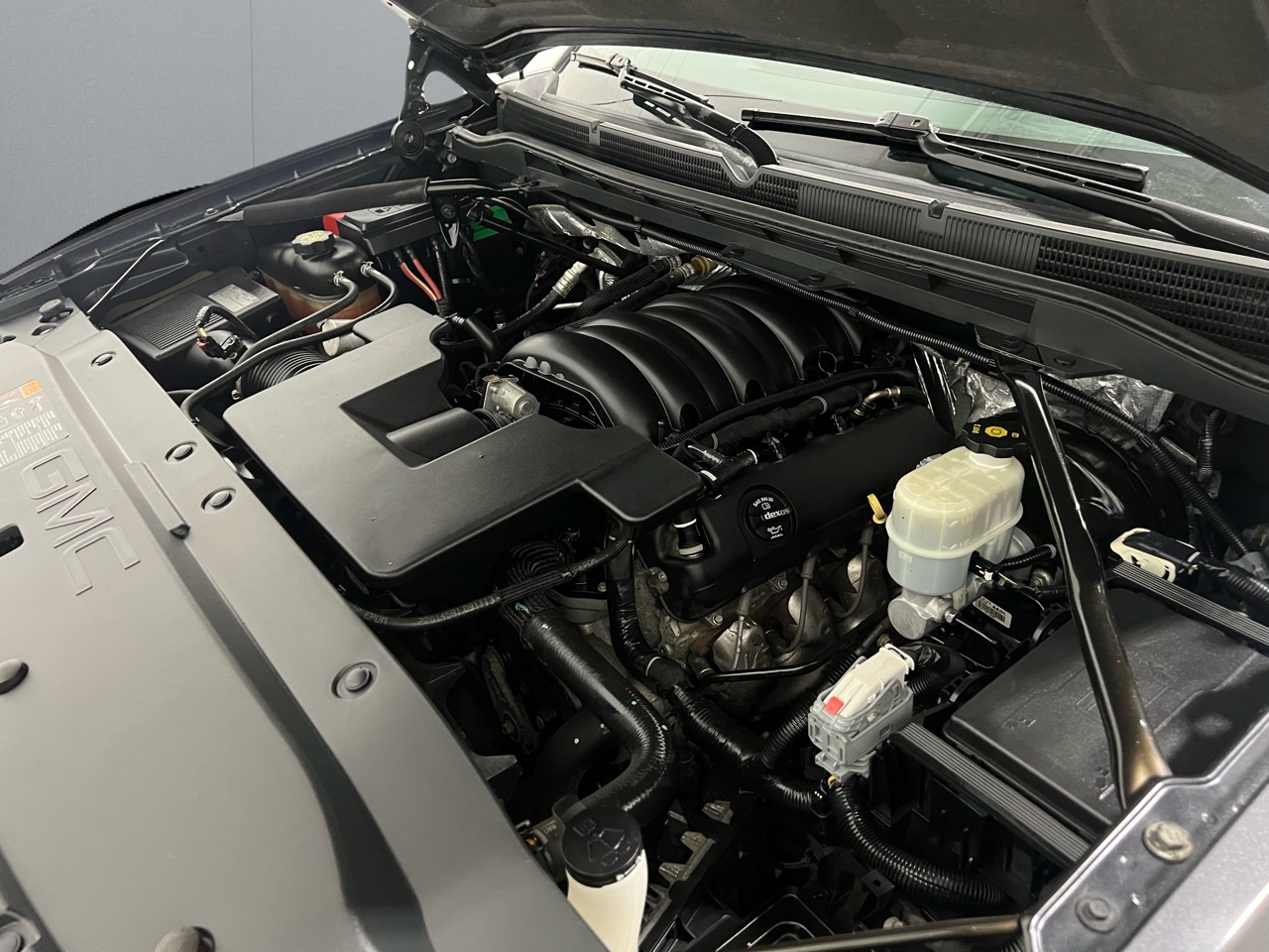 GMC Sierra 1500 SLT Crew Cab 4WD 2014