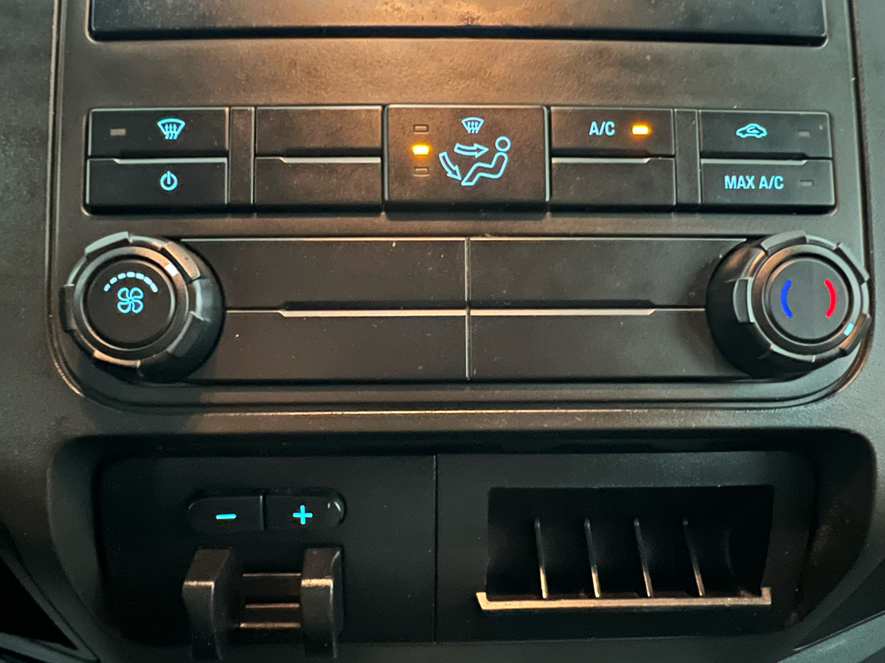 Ford F-250 SD XLT Crew Cab Long Bed 4WD 2016