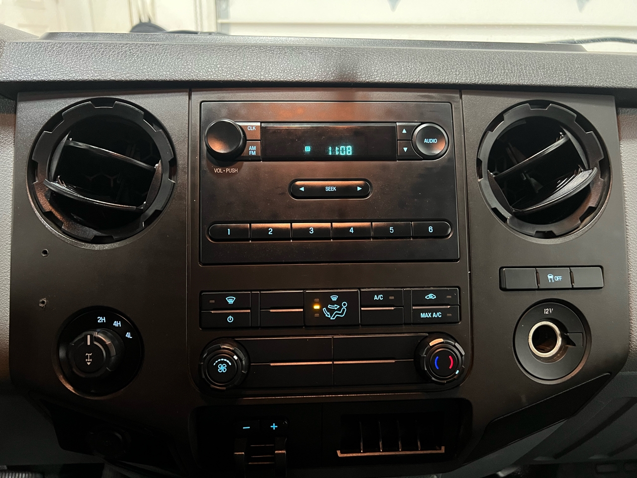 Ford F-250 SD XLT Crew Cab Long Bed 4WD 2016