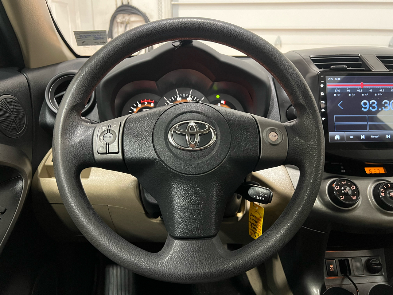 Toyota RAV4 Base I4 4WD 2012