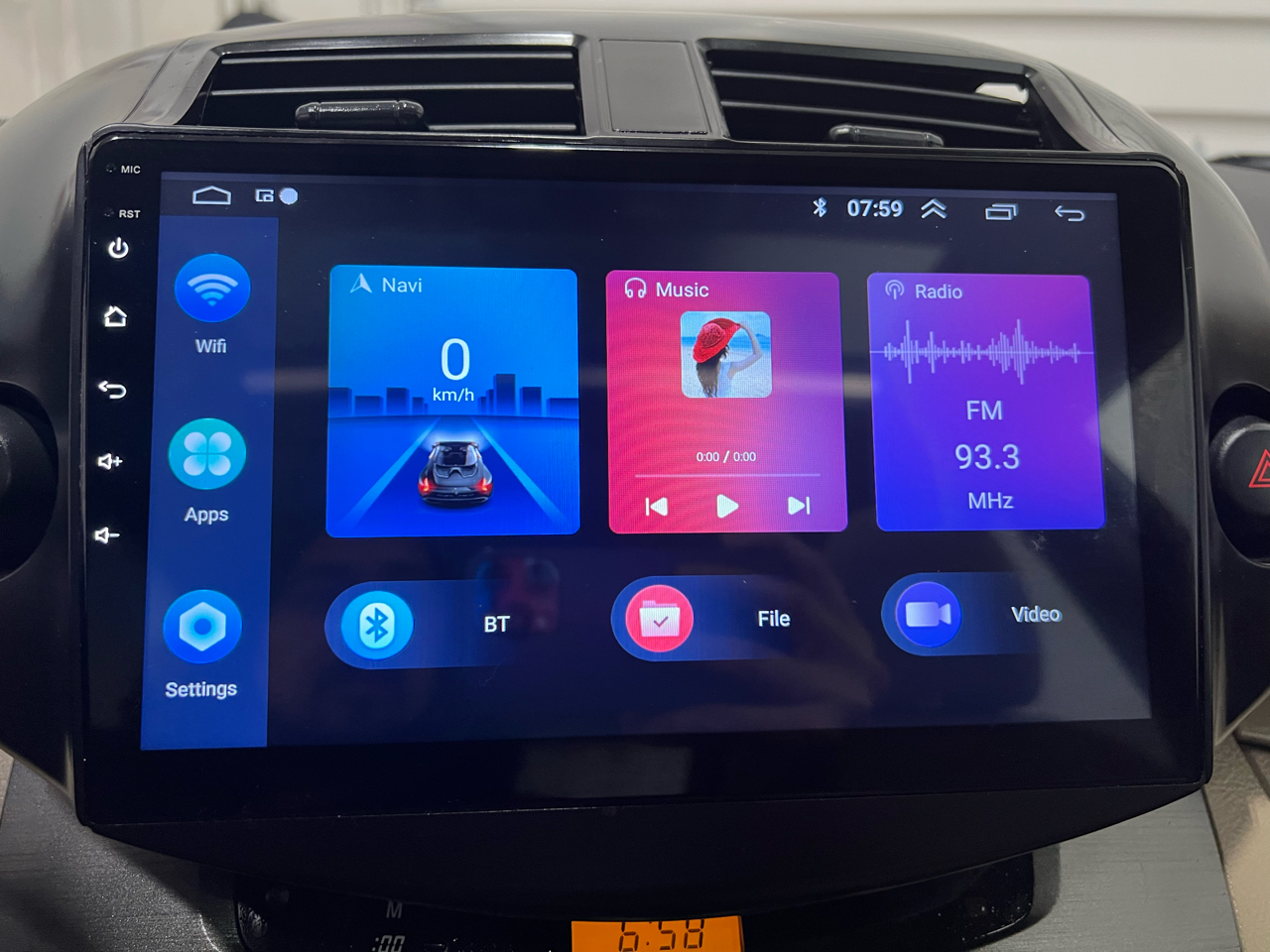 Toyota RAV4 Base I4 4WD 2012