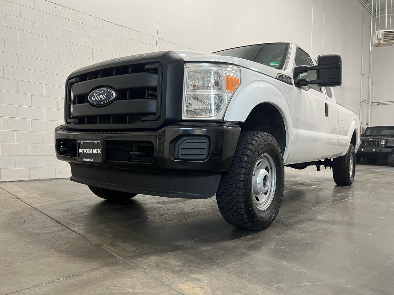 Ford F-250 SD XL SuperCab Long Bed 4WD 2016