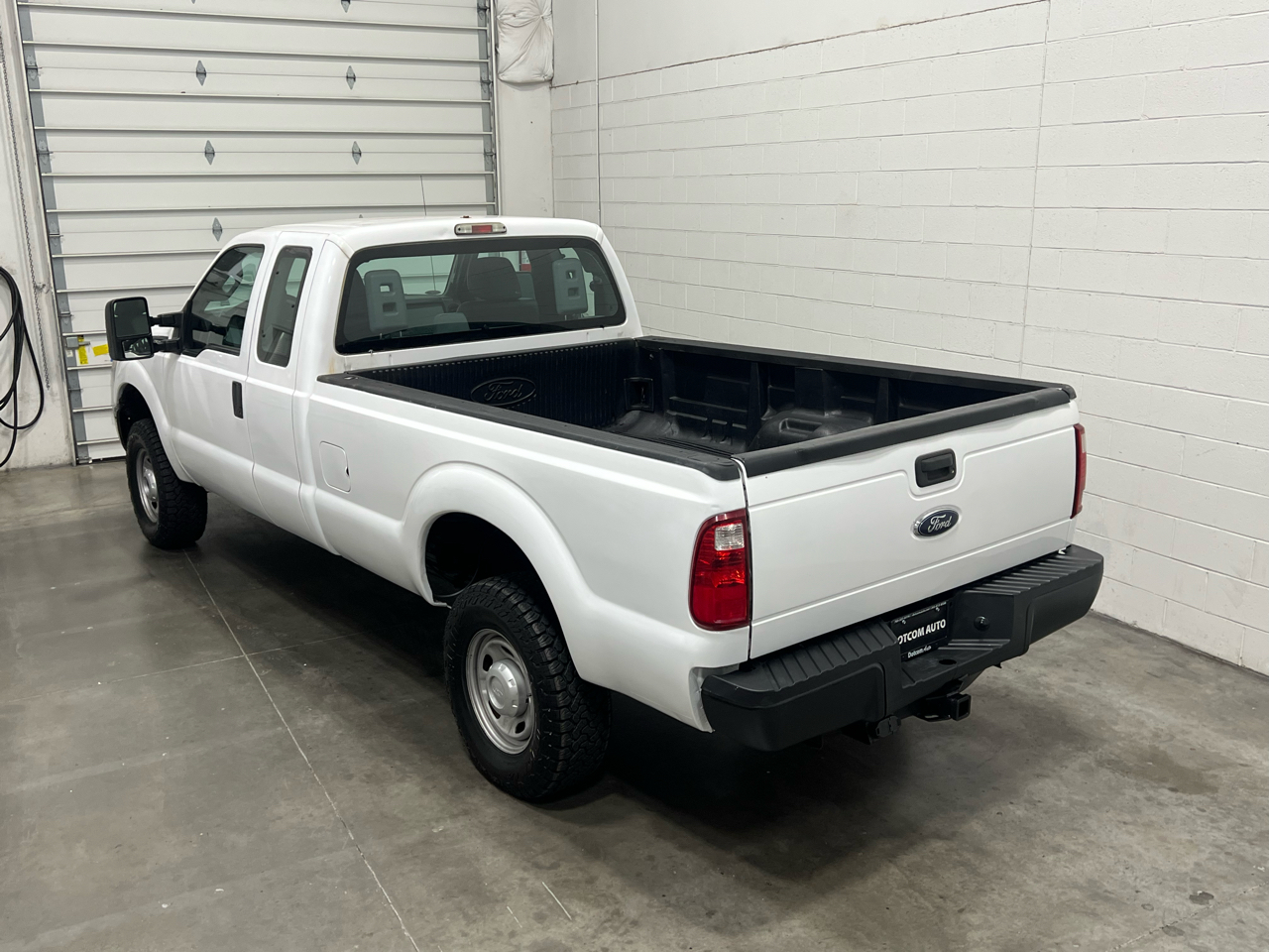 Ford F-250 SD XL SuperCab Long Bed 4WD 2016