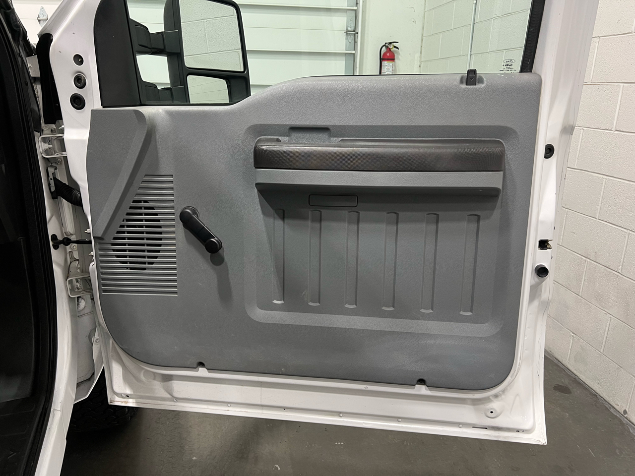 Ford F-250 SD XL SuperCab Long Bed 4WD 2016