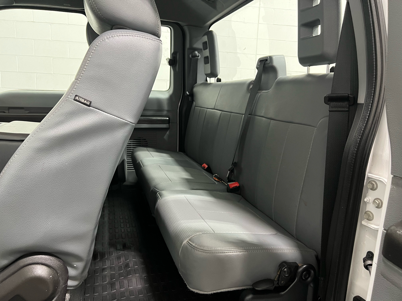 Ford F-250 SD XL SuperCab Long Bed 4WD 2016