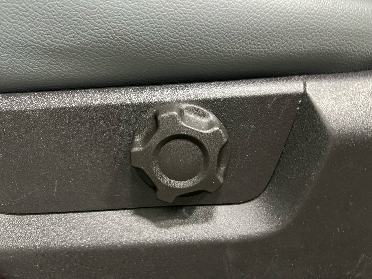 Ford F-250 SD XL SuperCab Long Bed 4WD 2016