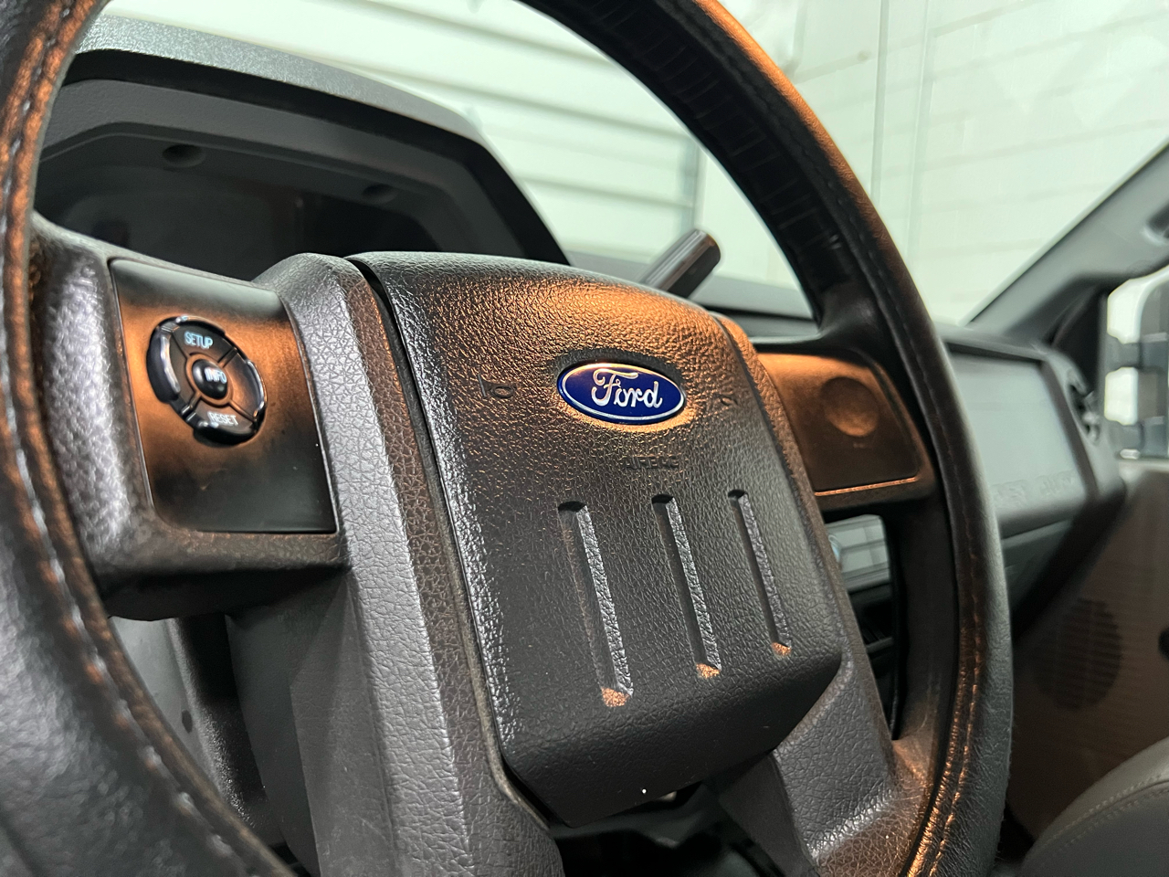 Ford F-250 SD XL SuperCab Long Bed 4WD 2016