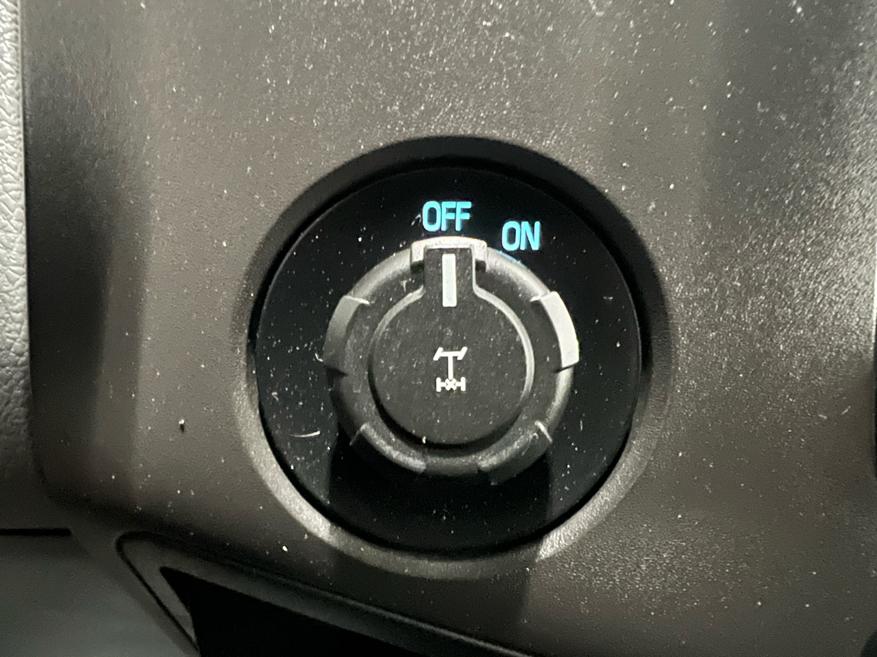 Ford F-250 SD XL SuperCab Long Bed 4WD 2016