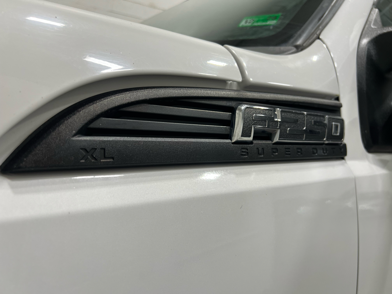 Ford F-250 SD XL SuperCab Long Bed 4WD 2016