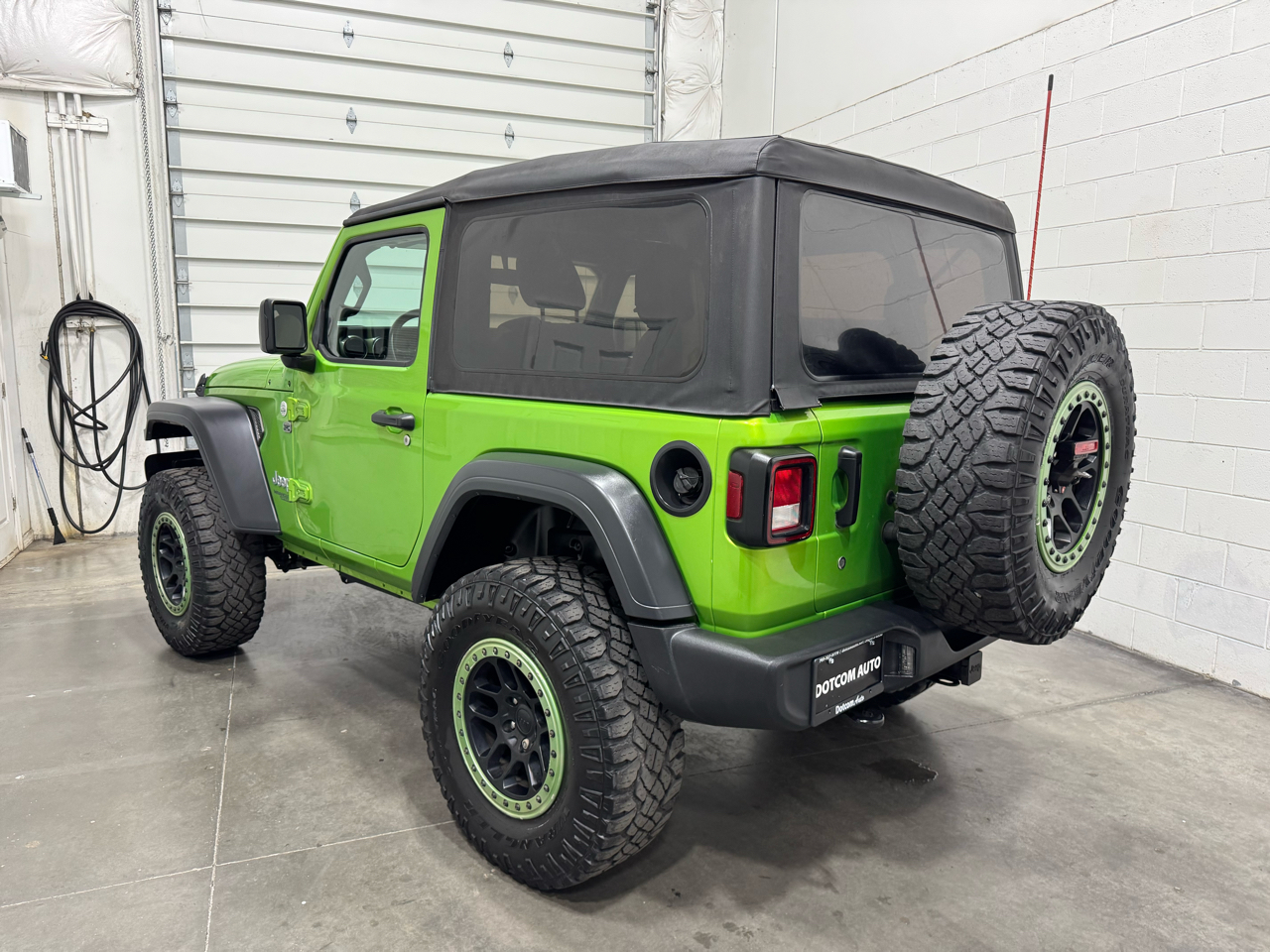 Jeep Wrangler Sport 4WD 2018