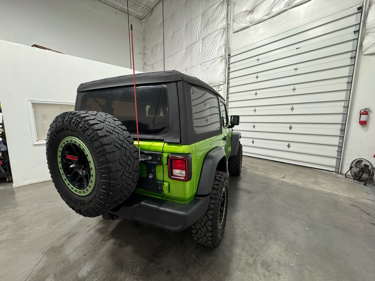 Jeep Wrangler Sport 4WD 2018