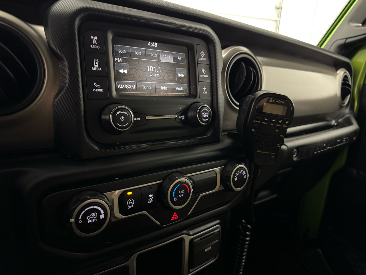 Jeep Wrangler Sport 4WD 2018