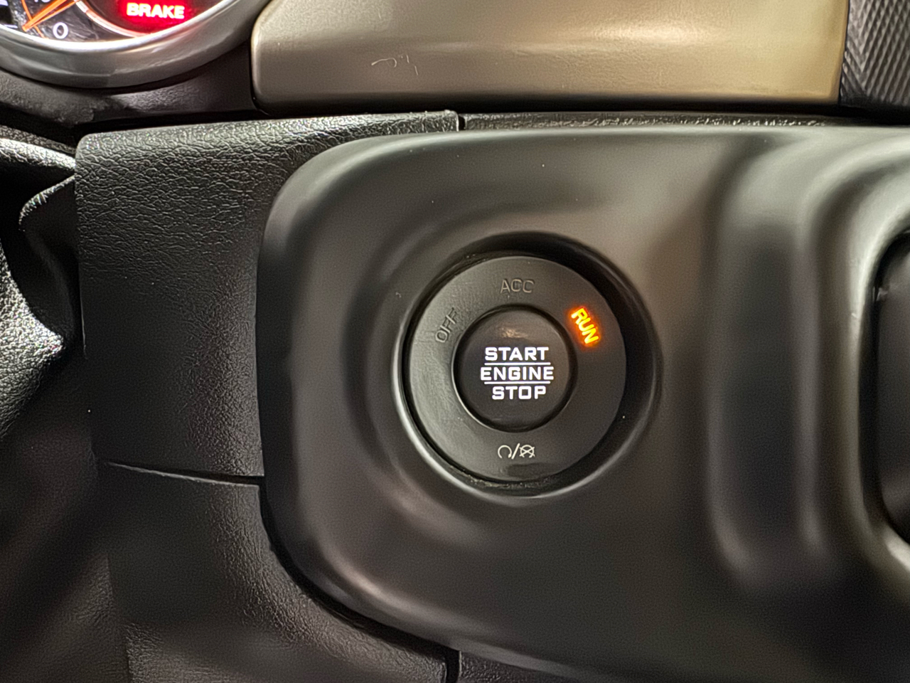 Jeep Wrangler Sport 4WD 2018