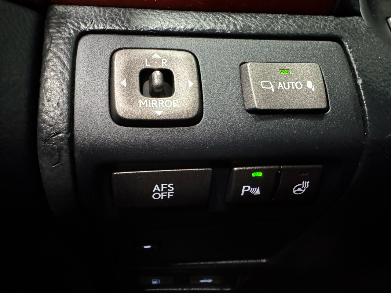 Lexus LS 460 Luxury Sedan AWD 2009