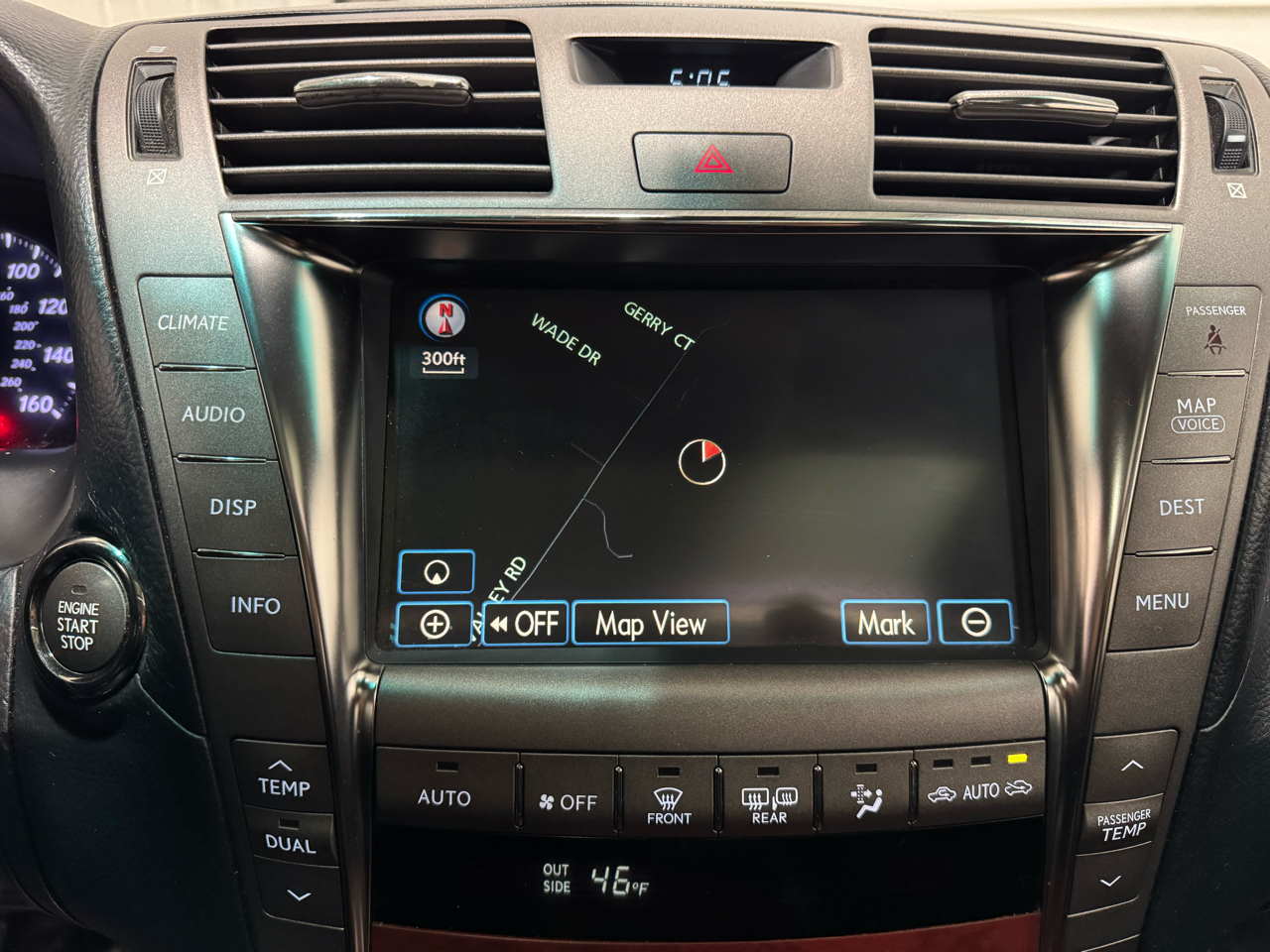 Lexus LS 460 Luxury Sedan AWD 2009