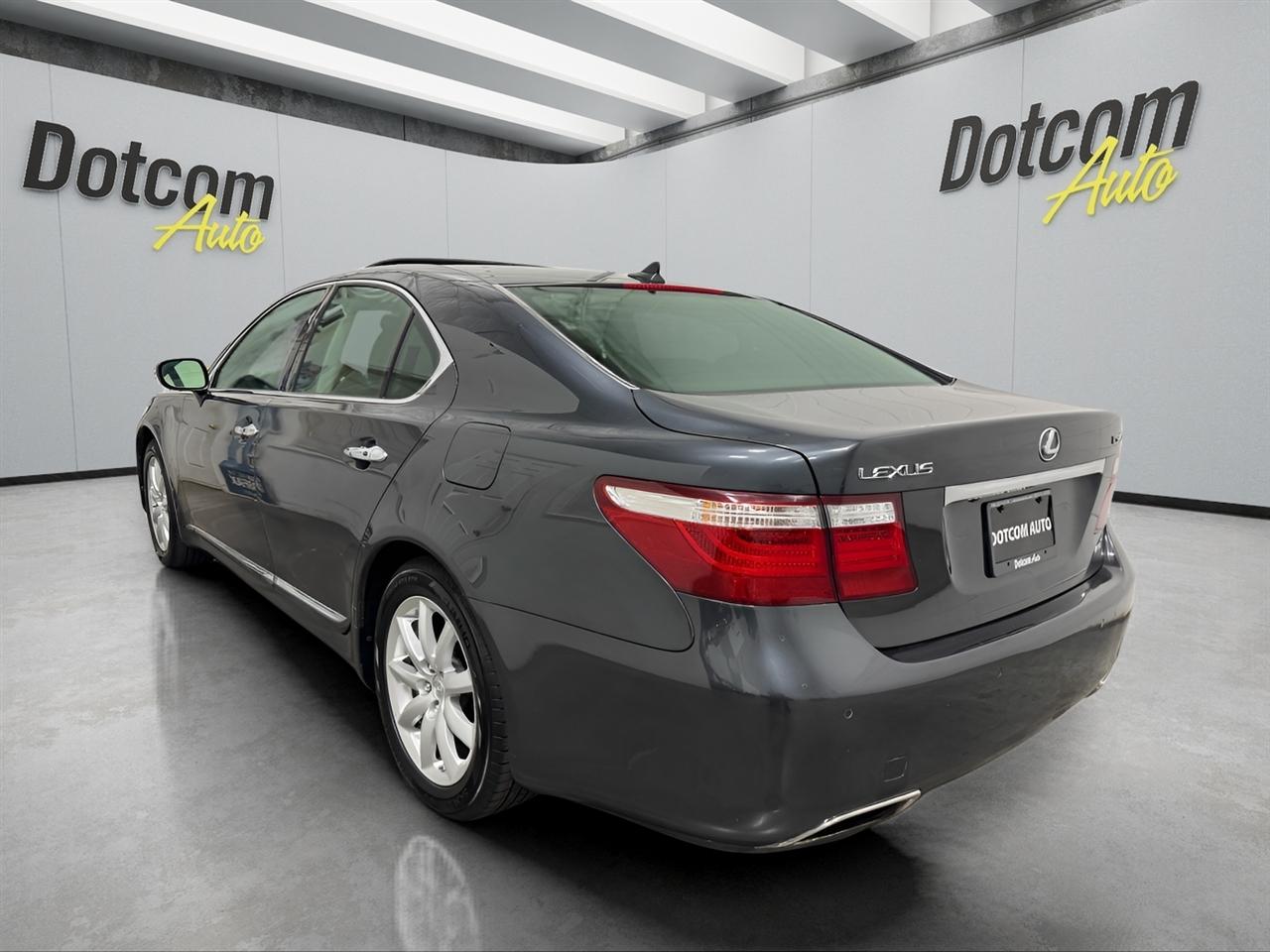 Lexus LS 460 Luxury Sedan AWD 2009