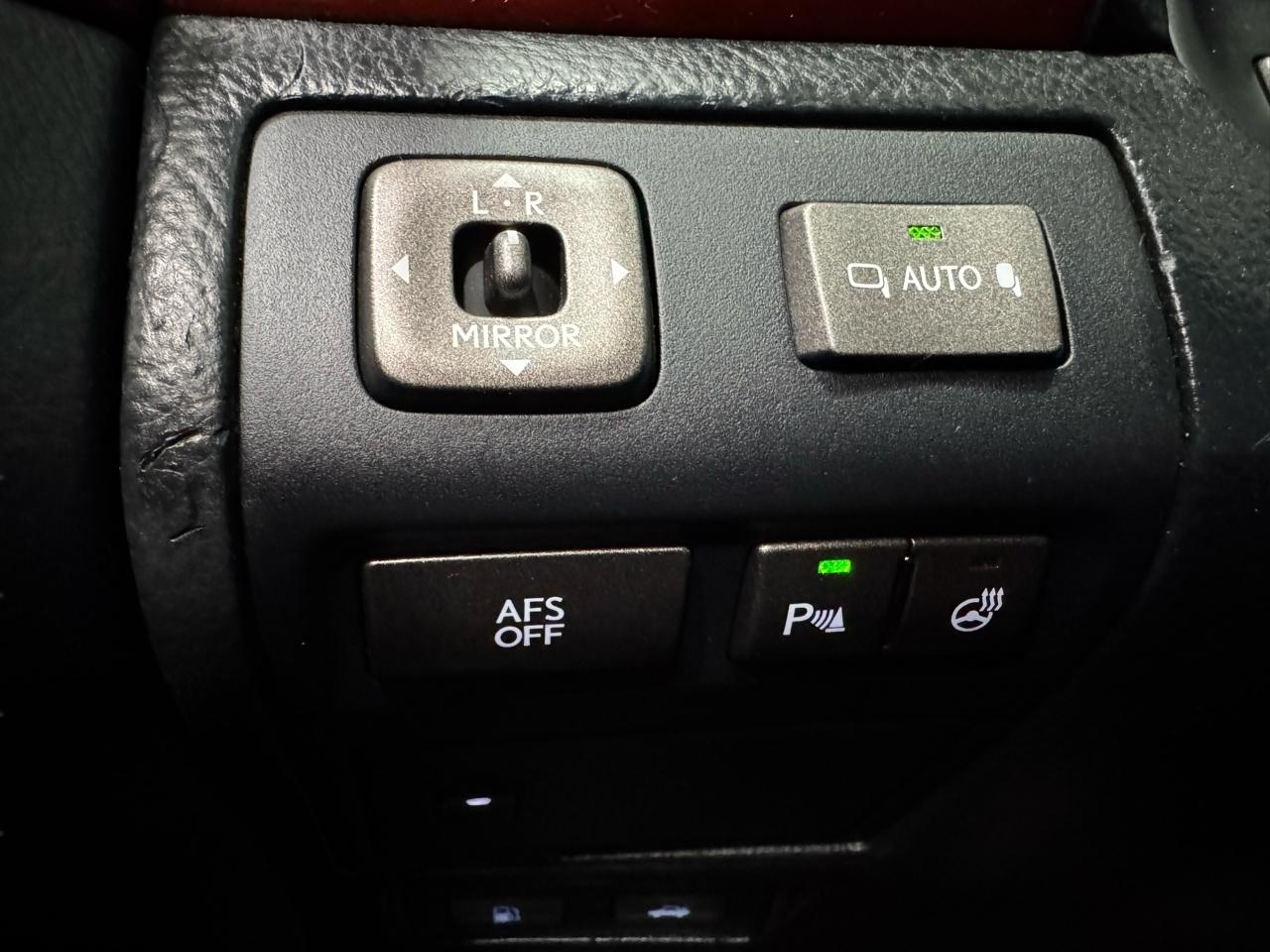 Lexus LS 460 Luxury Sedan AWD 2009