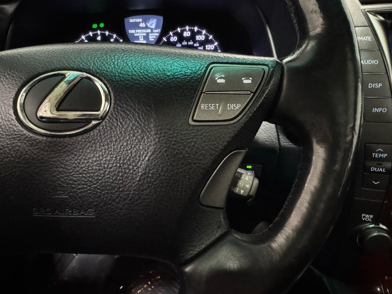 Lexus LS 460 Luxury Sedan AWD 2009