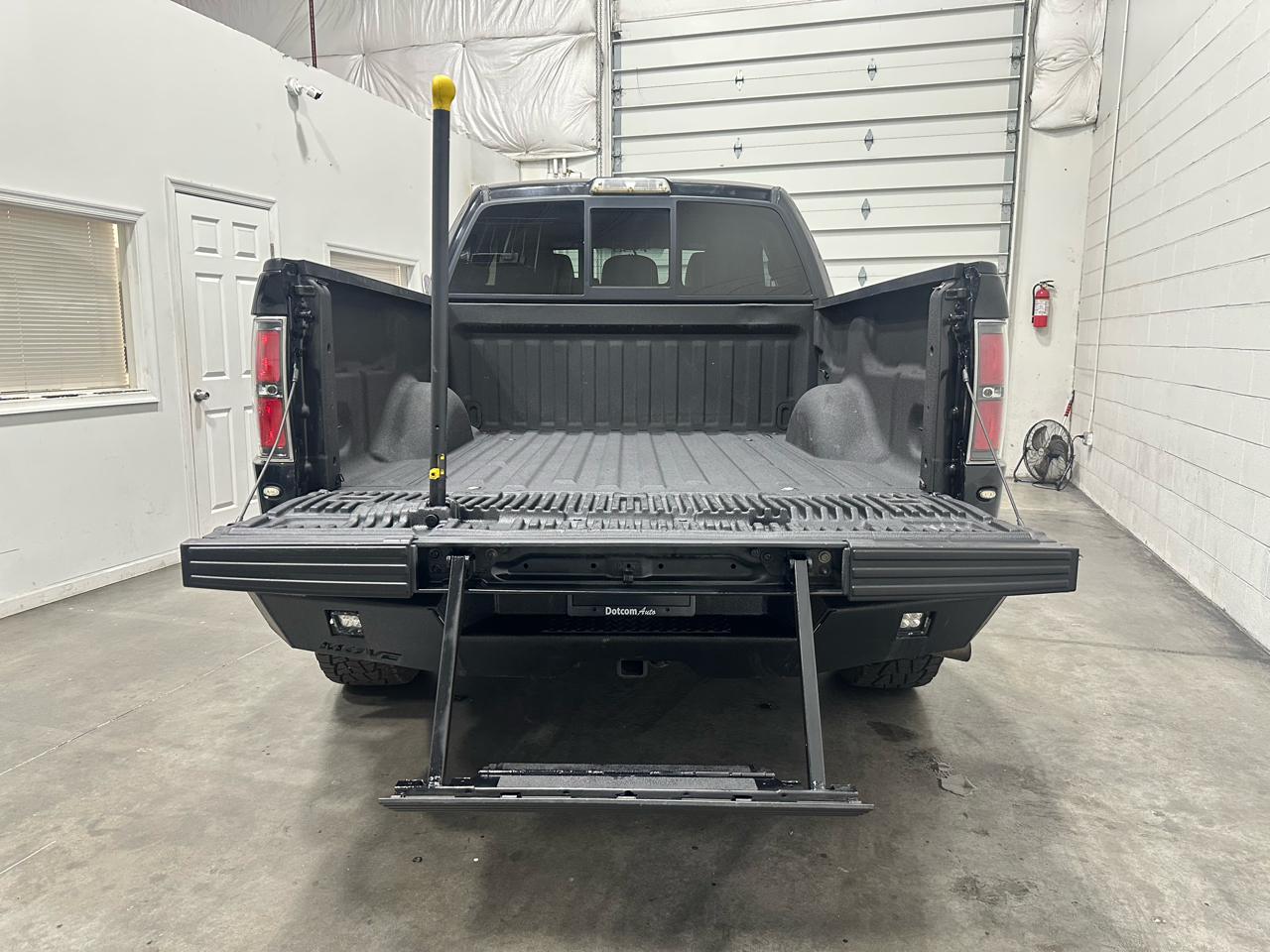 Ford F-150 SVT Raptor SuperCab 5.5-ft. Bed 4WD 2011