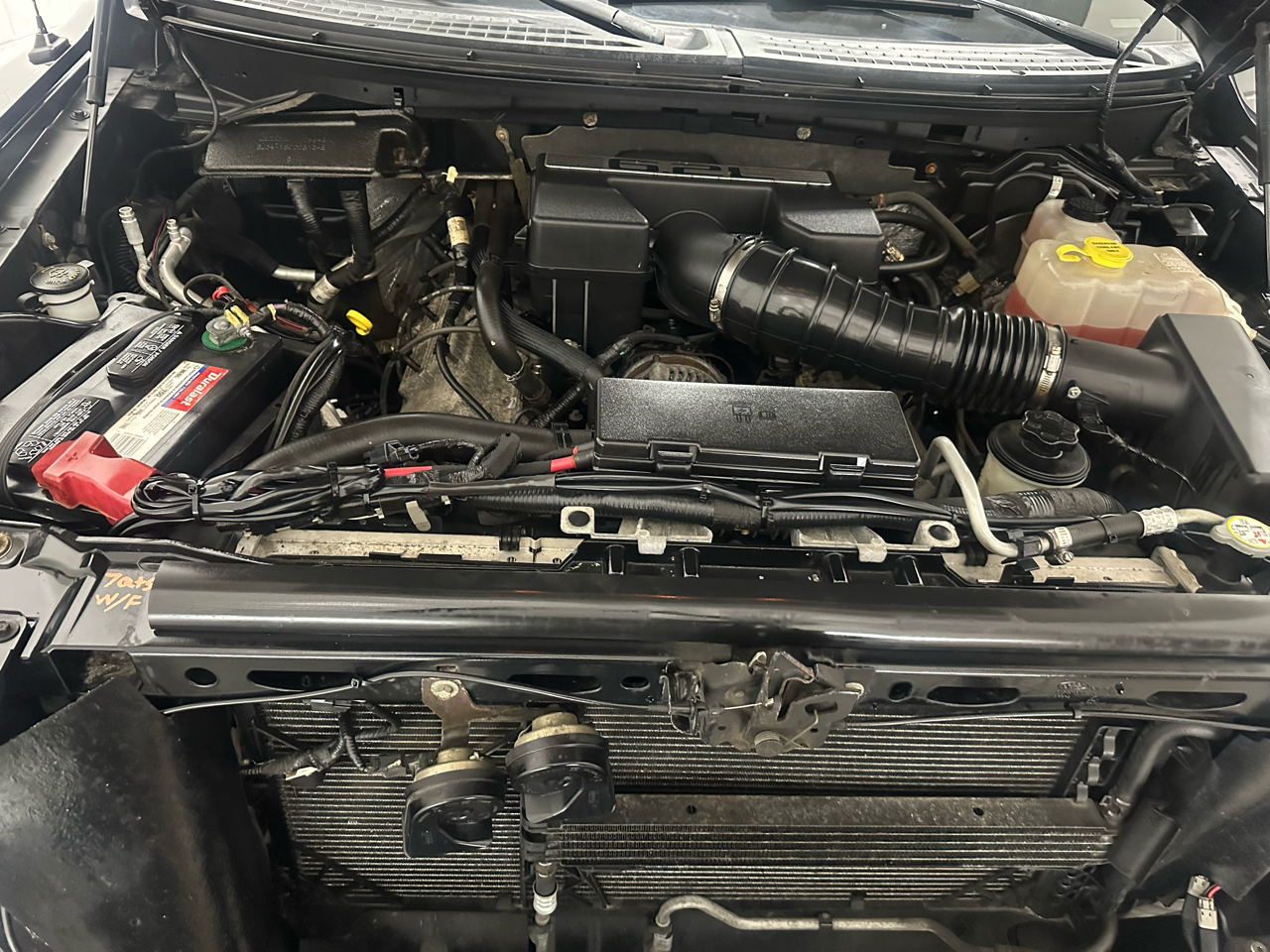 Ford F-150 SVT Raptor SuperCab 5.5-ft. Bed 4WD 2011