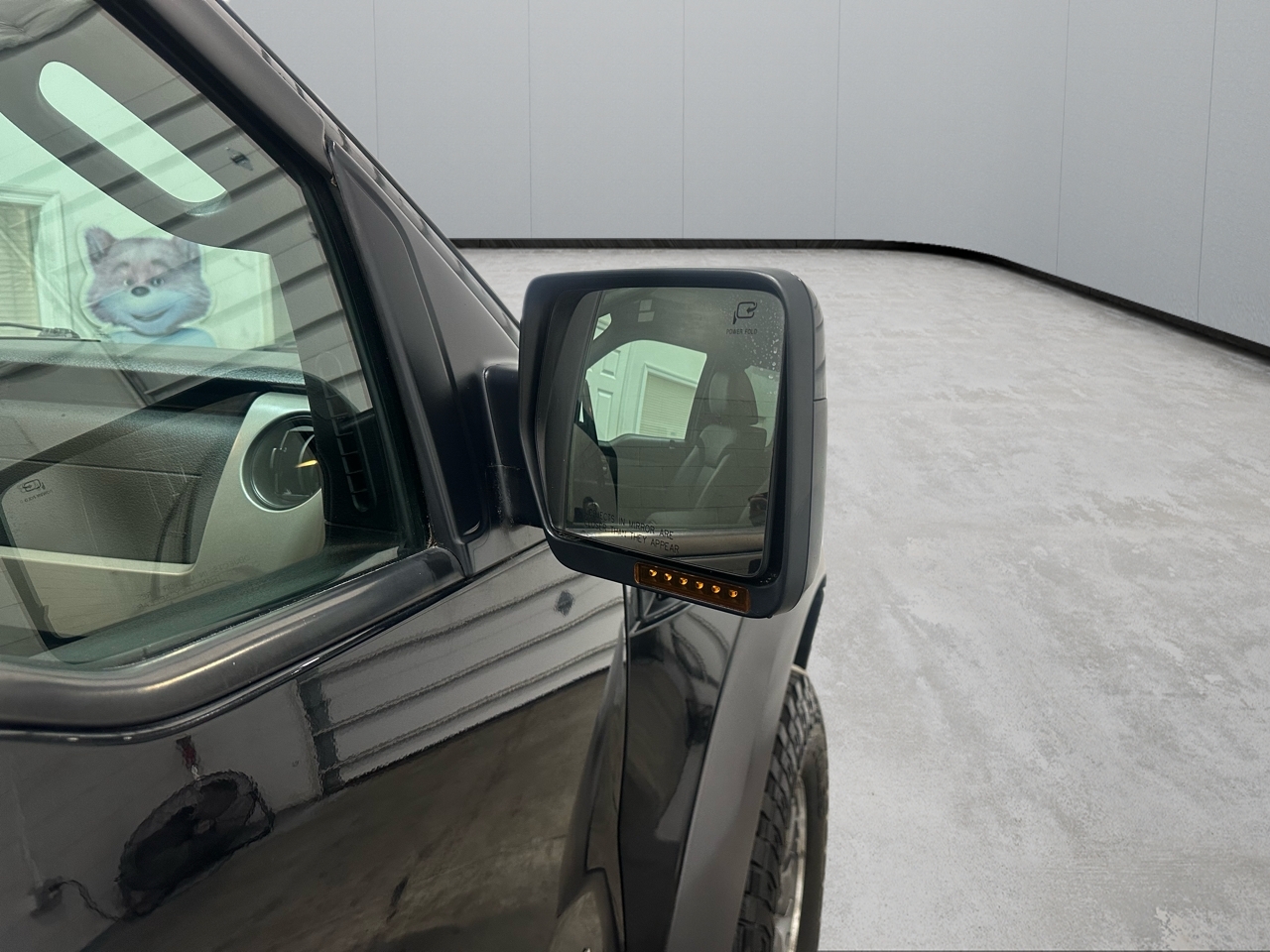 Ford F-150 SVT Raptor SuperCab 5.5-ft. Bed 4WD 2011