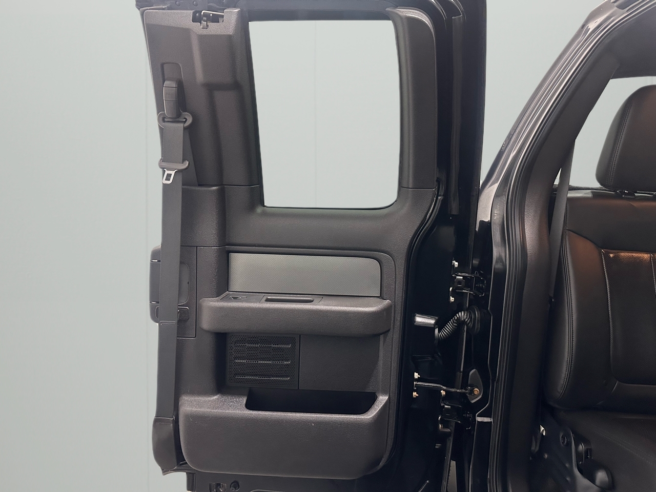 Ford F-150 SVT Raptor SuperCab 5.5-ft. Bed 4WD 2011