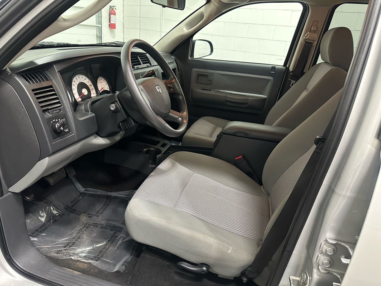 Dodge Dakota SLT Crew Cab 4WD 2010