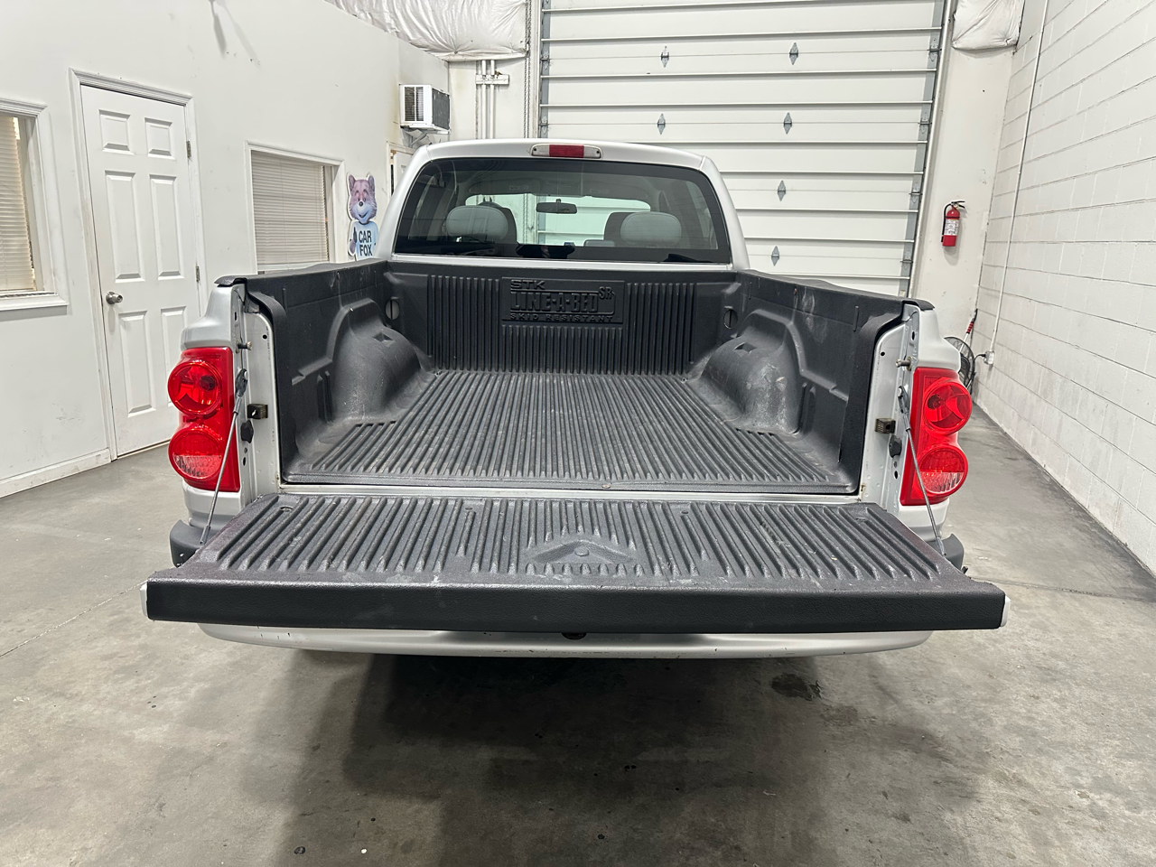 Dodge Dakota SLT Crew Cab 4WD 2010