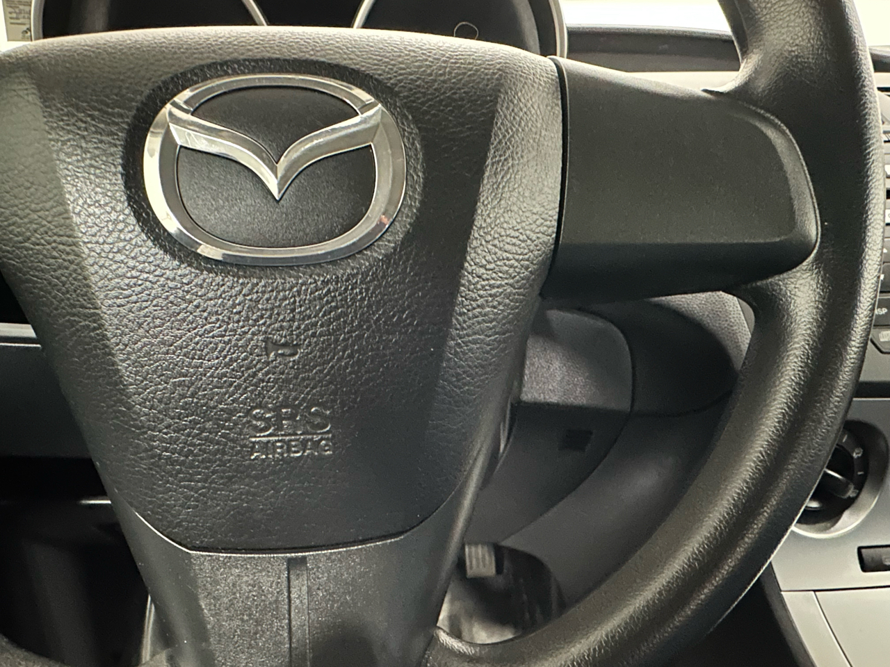 Mazda MAZDA3 i Touring 4-door 2010