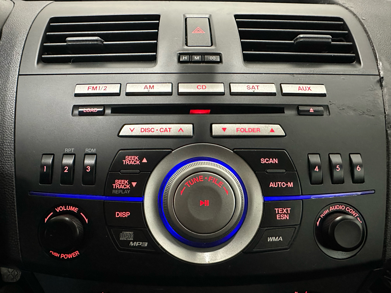 Mazda MAZDA3 i Touring 4-door 2010