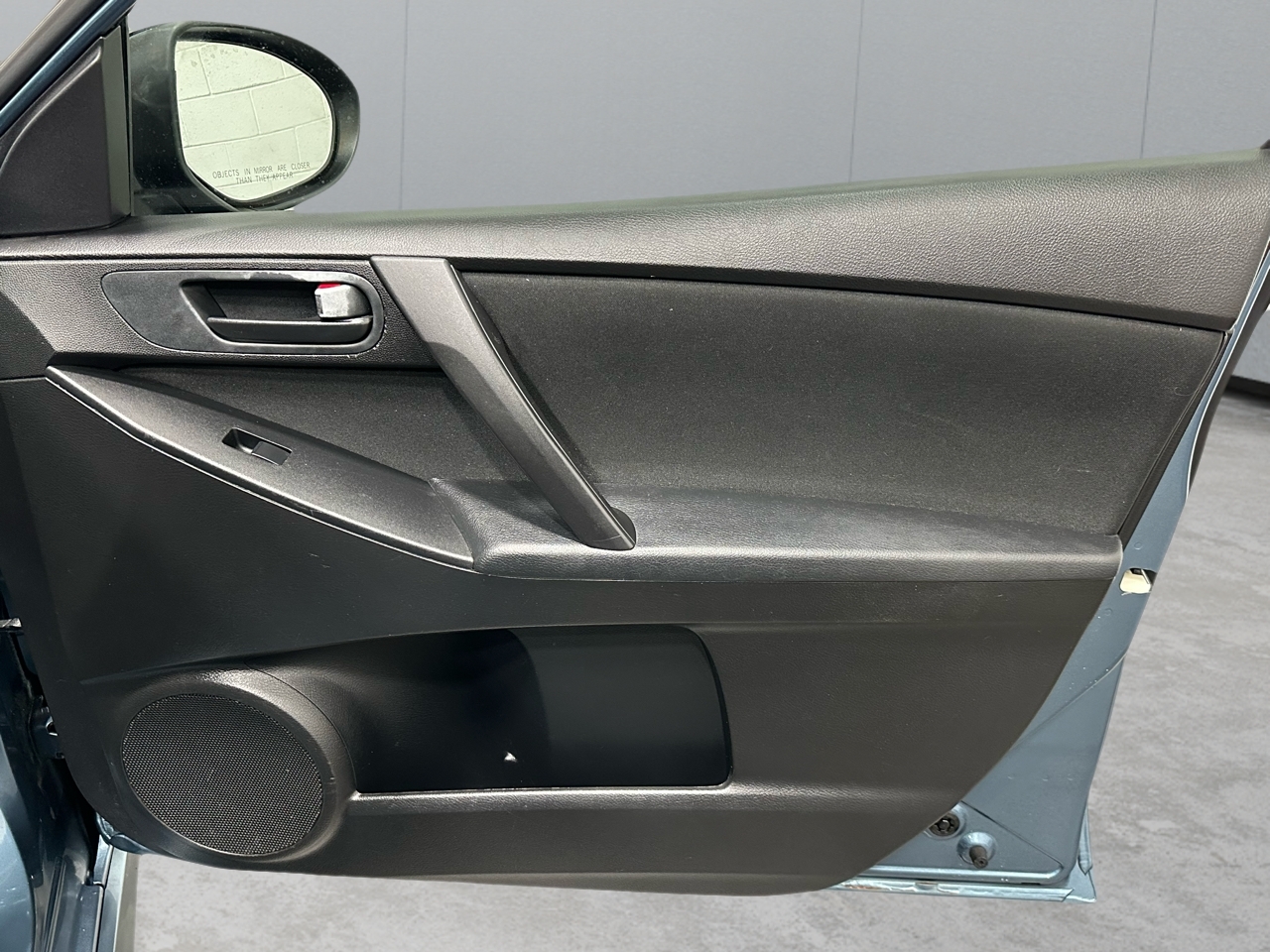 Mazda MAZDA3 i Touring 4-door 2010