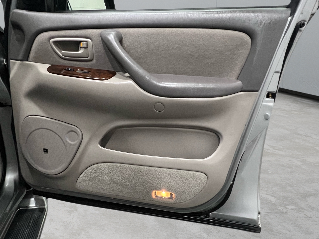 Toyota Tundra SR5 Double Cab 4WD 2004