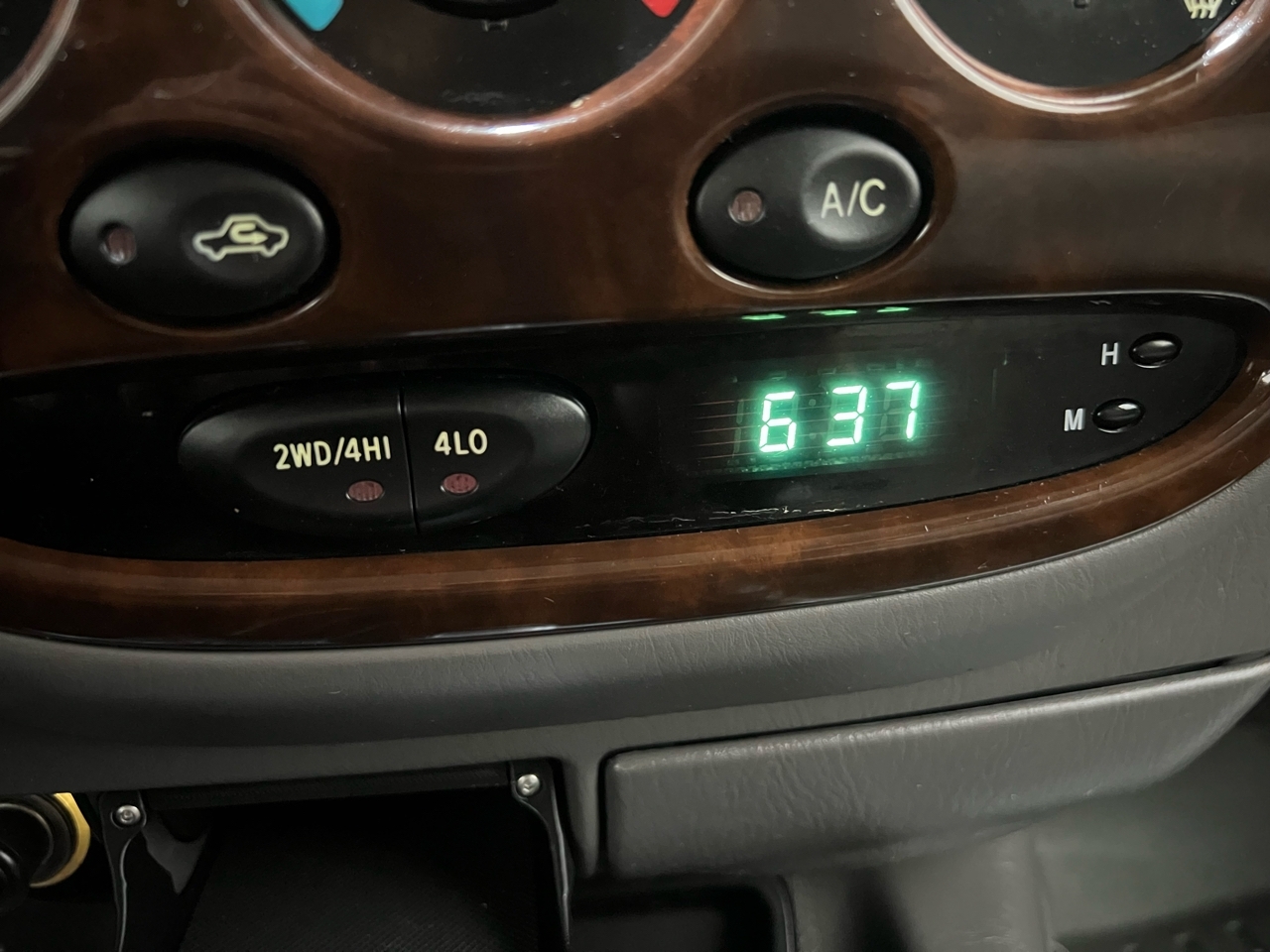 Toyota Tundra SR5 Double Cab 4WD 2004