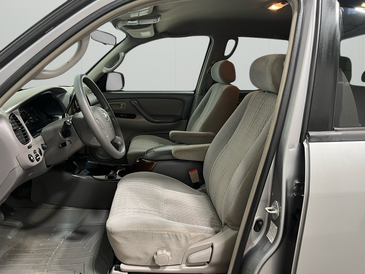 Toyota Tundra SR5 Double Cab 4WD 2004