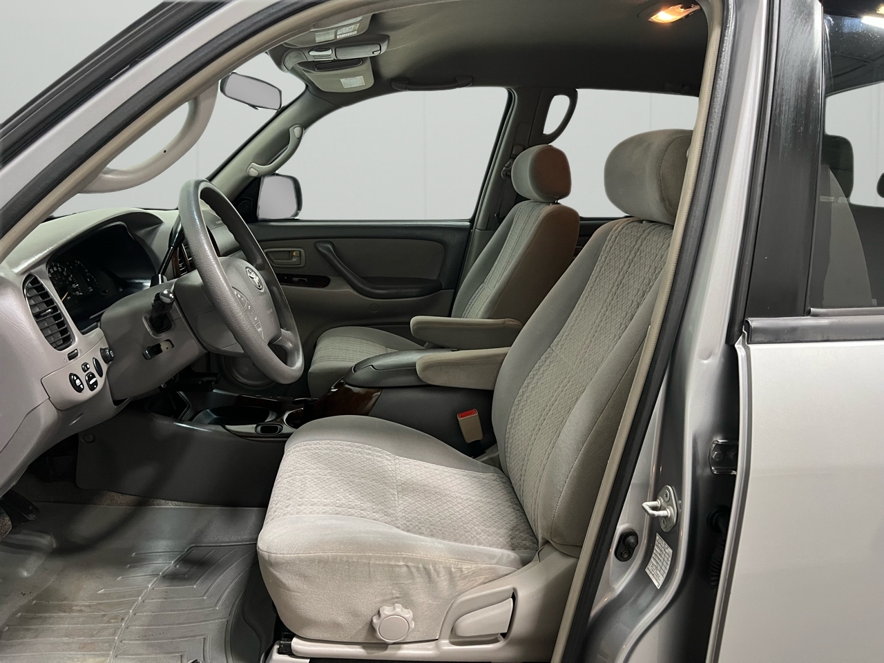 Toyota Tundra SR5 Double Cab 4WD 2004