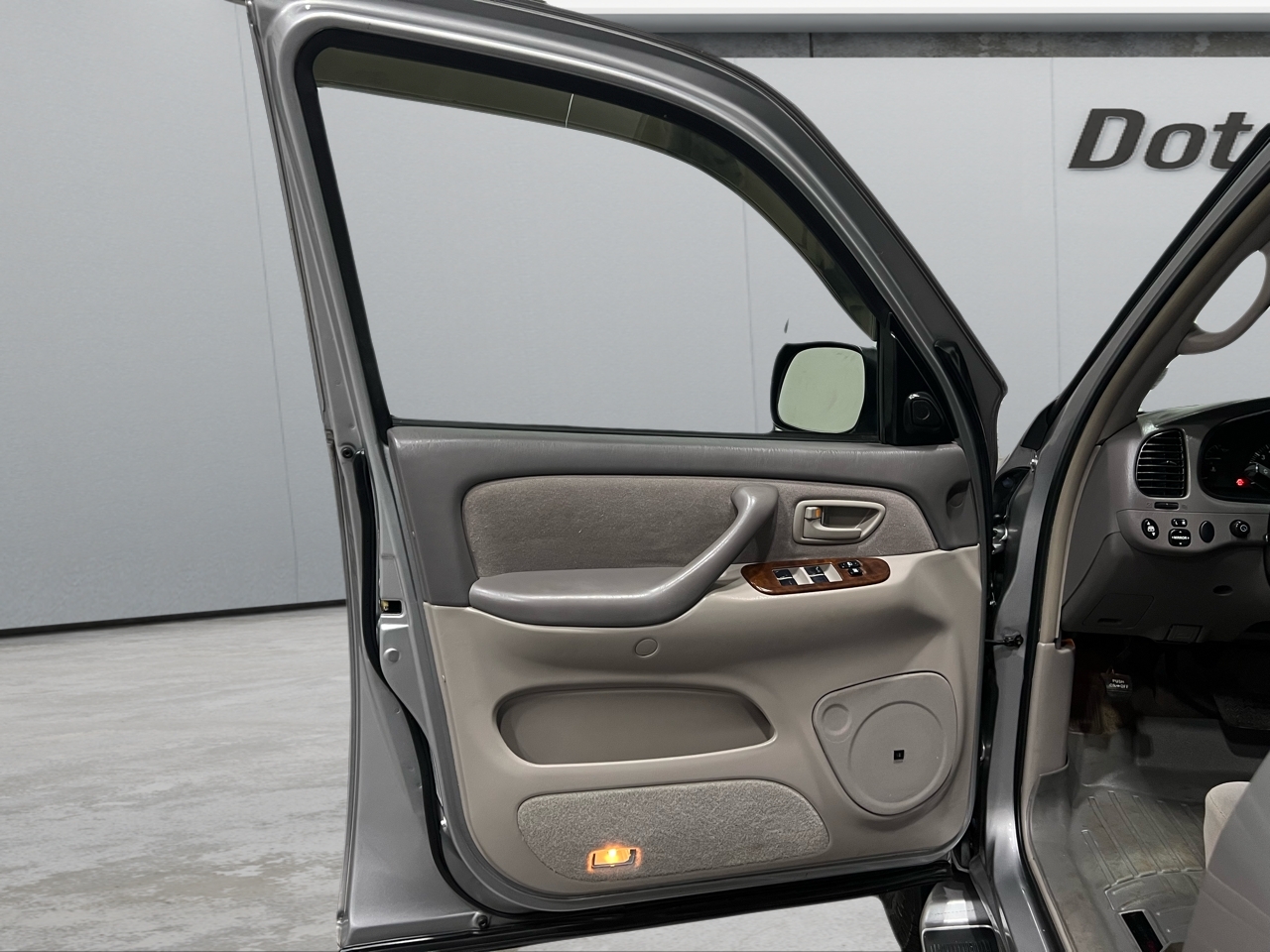 Toyota Tundra SR5 Double Cab 4WD 2004