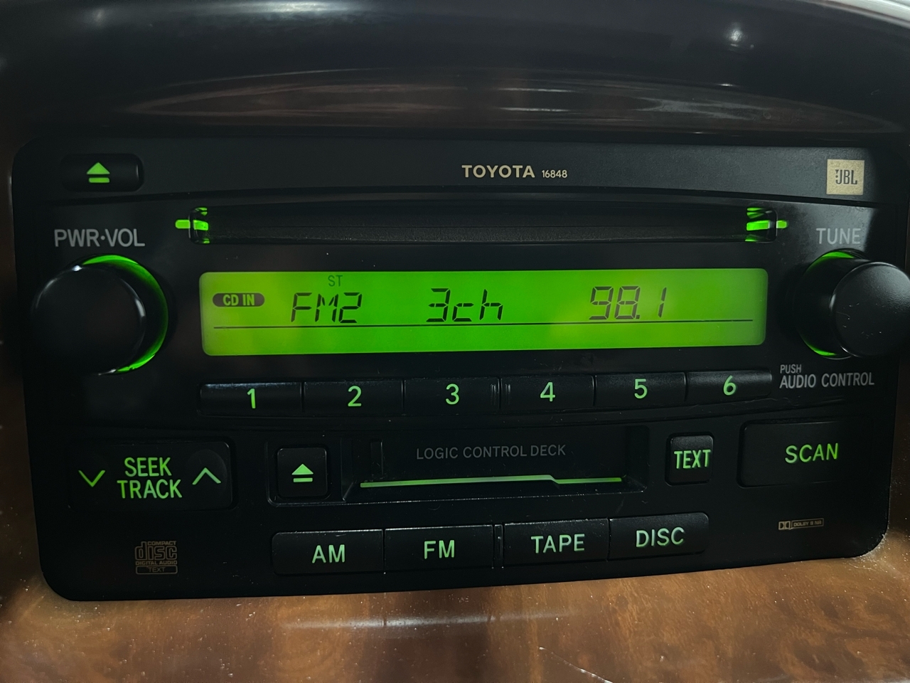 Toyota Tundra SR5 Double Cab 4WD 2004