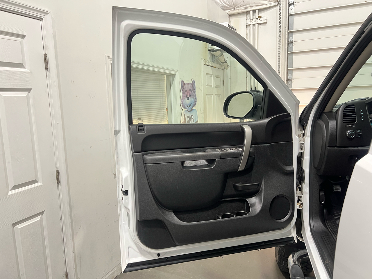 GMC Sierra 2500HD SLE Crew Cab 4WD 2011