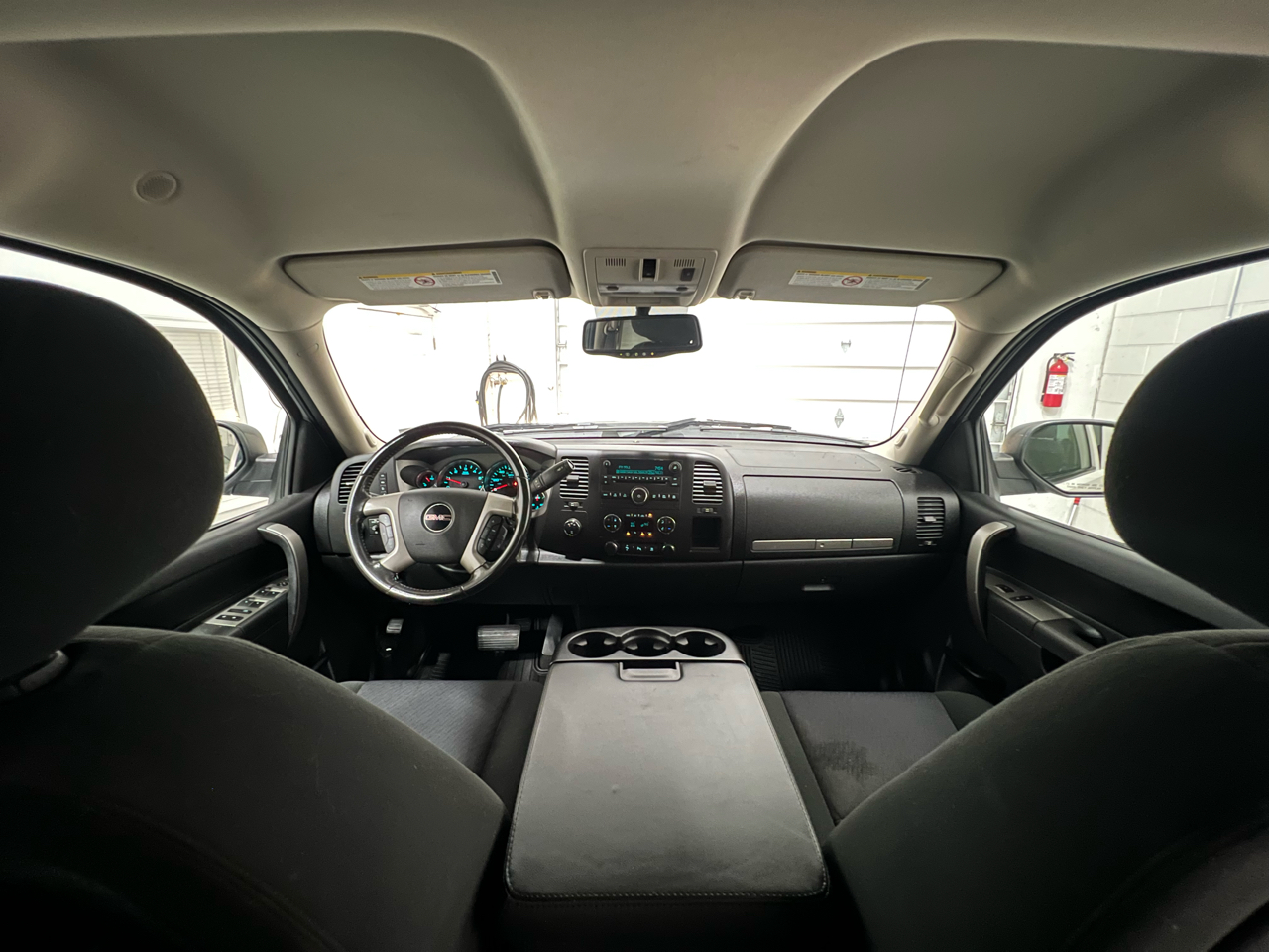 GMC Sierra 2500HD SLE Crew Cab 4WD 2011