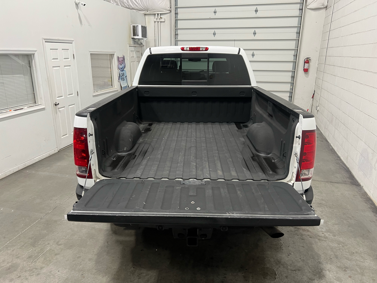 GMC Sierra 2500HD SLE Crew Cab 4WD 2011