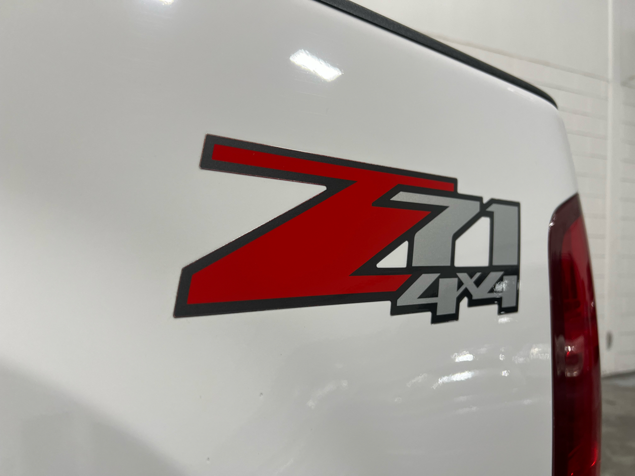 GMC Sierra 2500HD SLE Crew Cab 4WD 2011