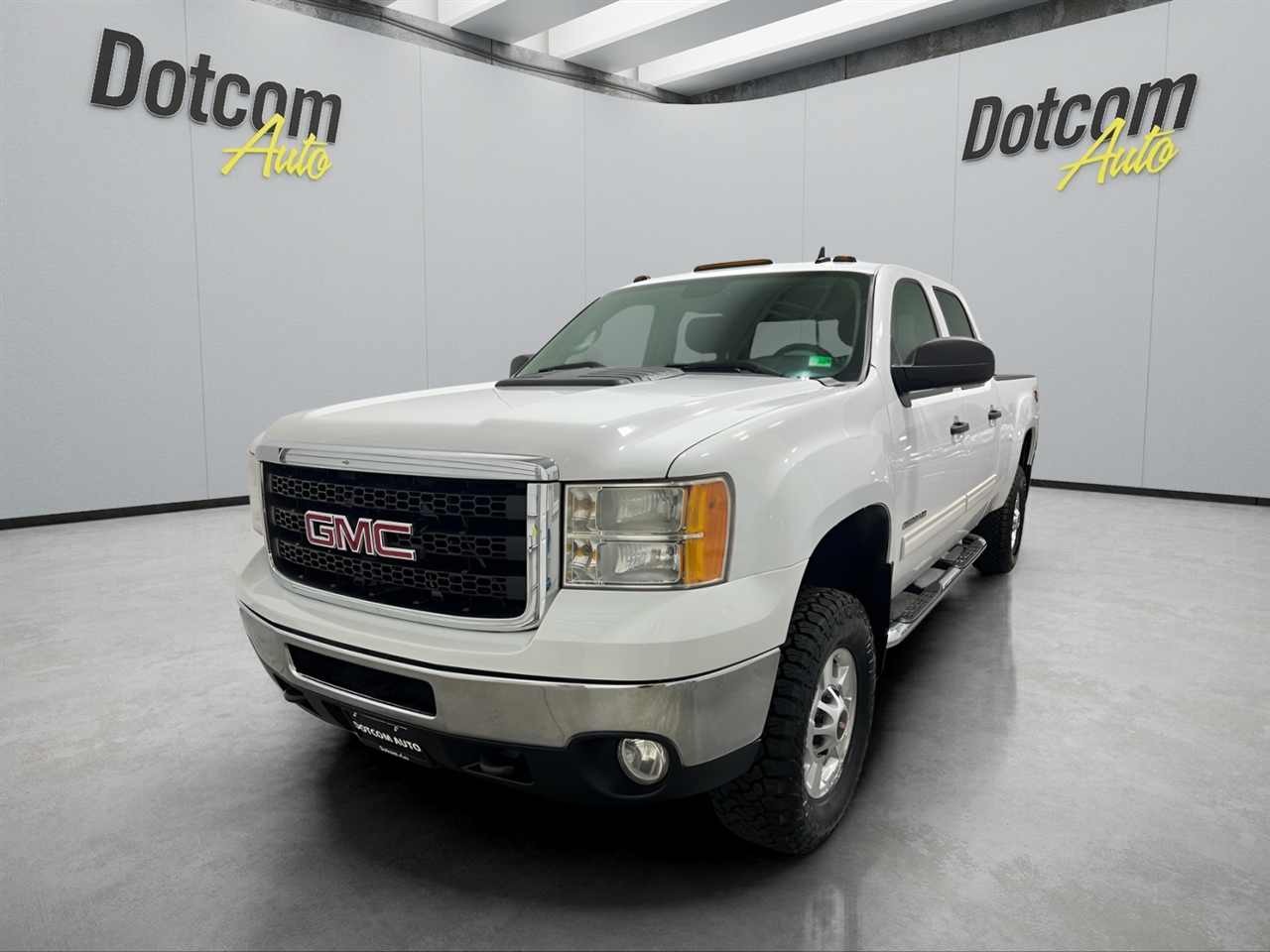 GMC Sierra 2500HD SLE Crew Cab 4WD 2011