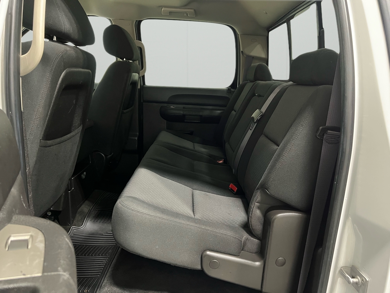 GMC Sierra 2500HD SLE Crew Cab 4WD 2011