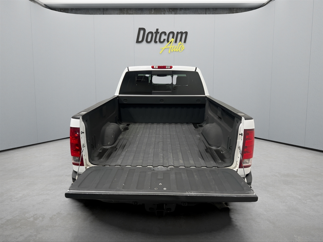 GMC Sierra 2500HD SLE Crew Cab 4WD 2011